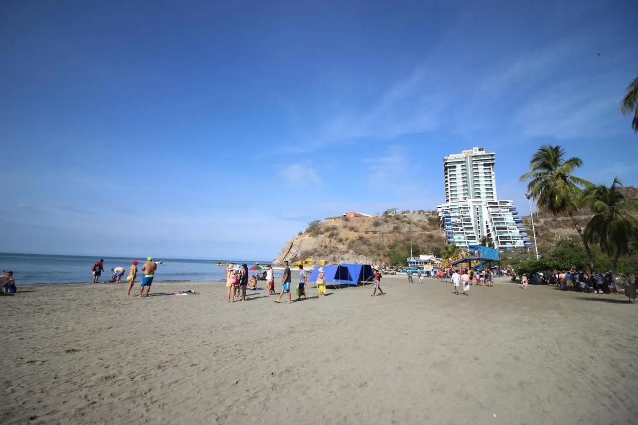 Apartamento con Balcón - Cerca al Mar Santa Marta
