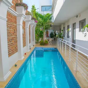 4* Apartahotel El Cactus Luxury In Historic Center